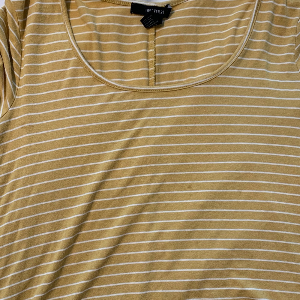 F21 tee